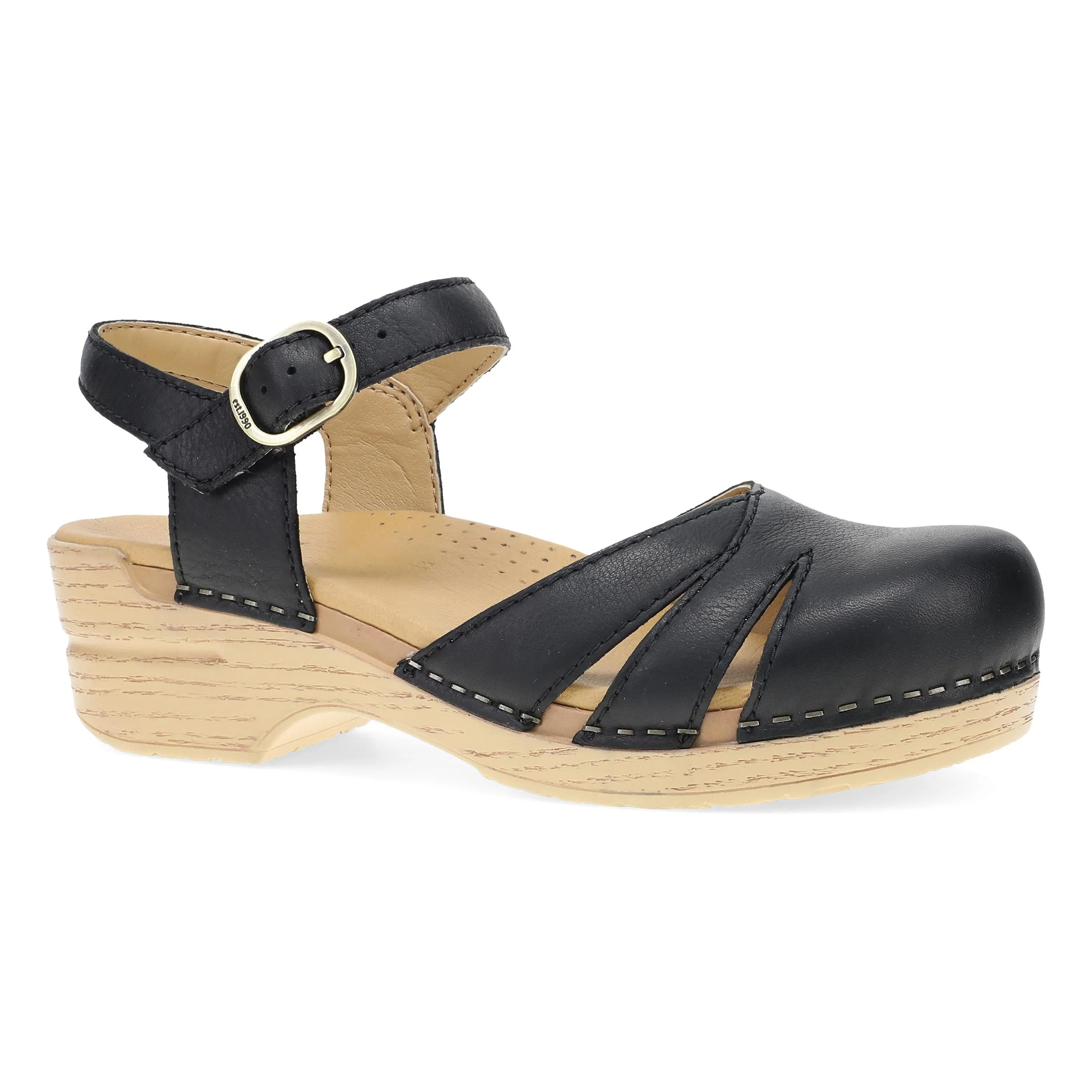 24-margreta-black-leather-1.webp Margreta Black Leather