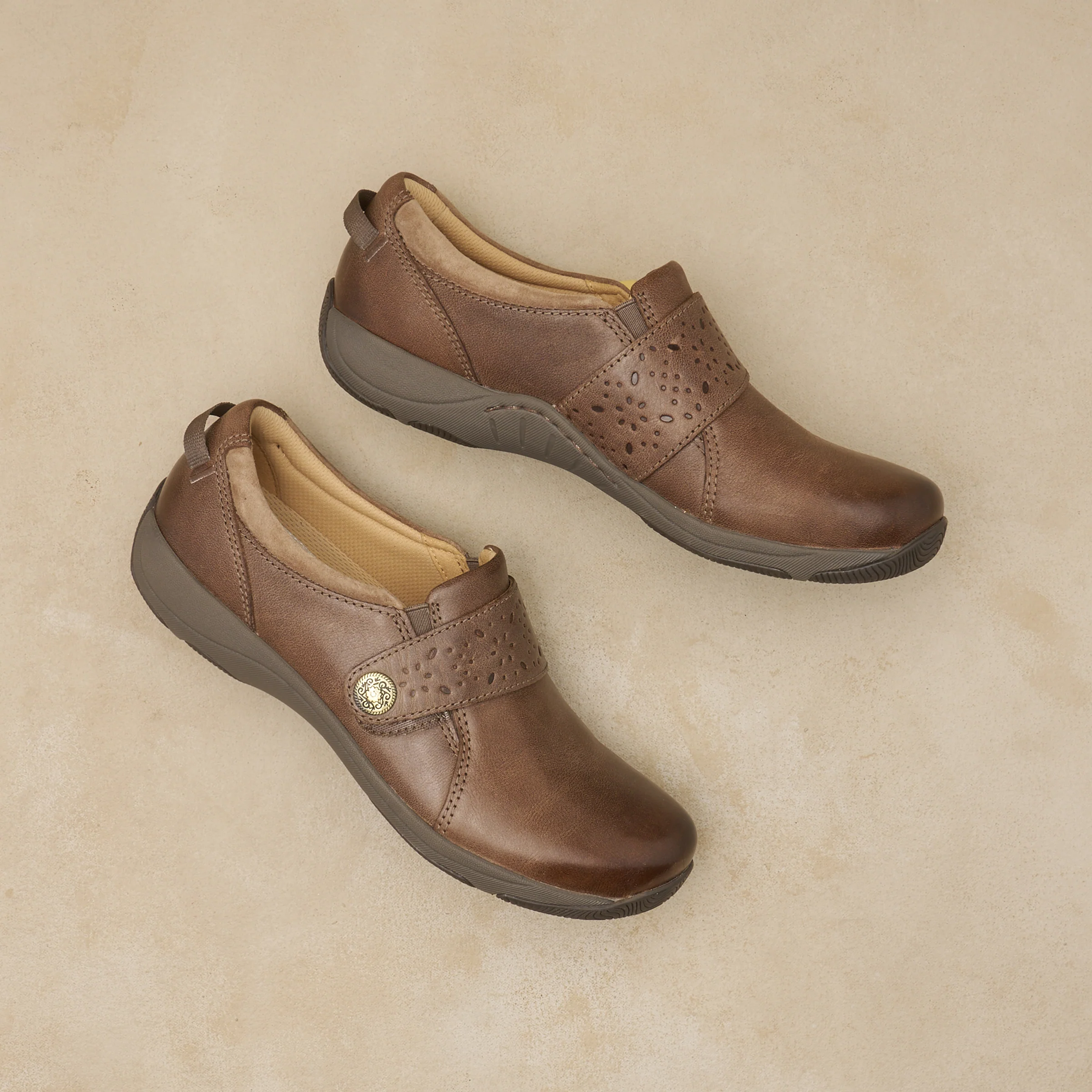 Sallie Stone Waxy Burnished